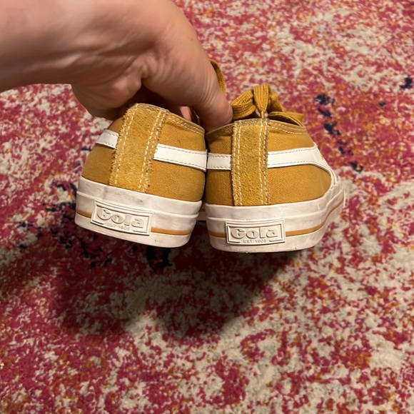 Gola sneakers// mustard color// US 8 (Euro 39)/ GUC - Picture 4 of 6